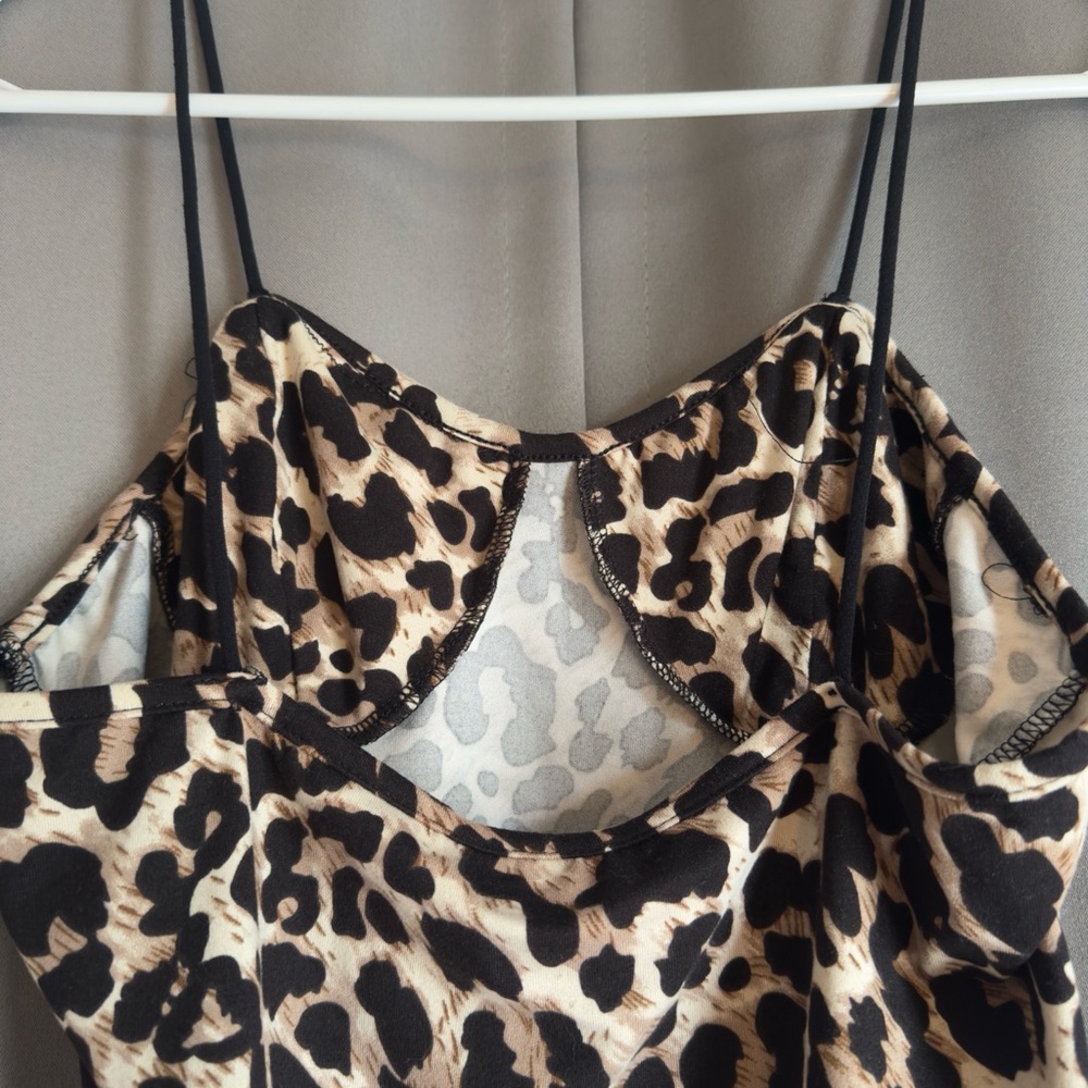 SHEIN Leopard Tank Top - Picture 5 of 5